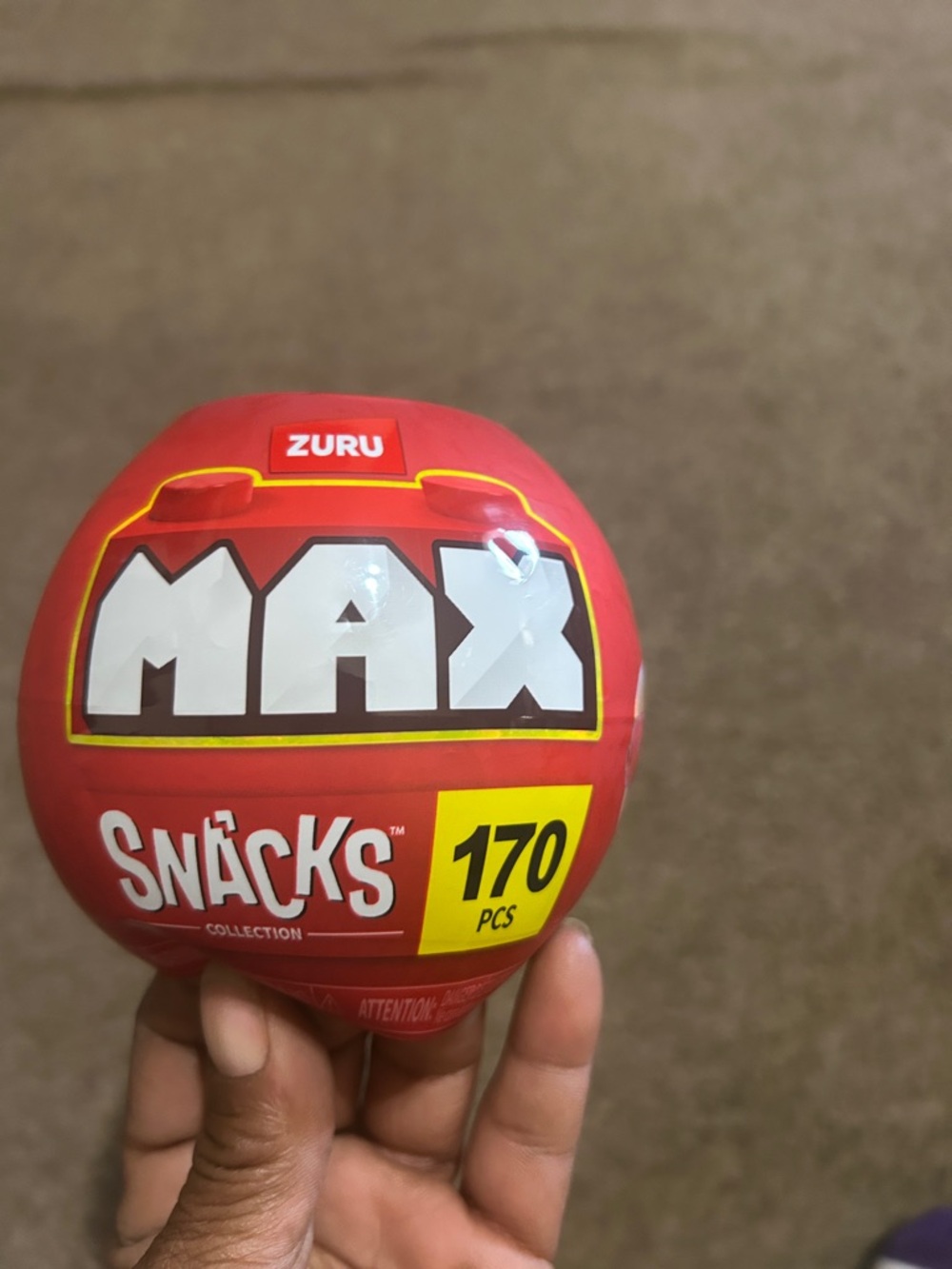 ZURU MAX Snacks Surprise Ball - Red Collectible Playset